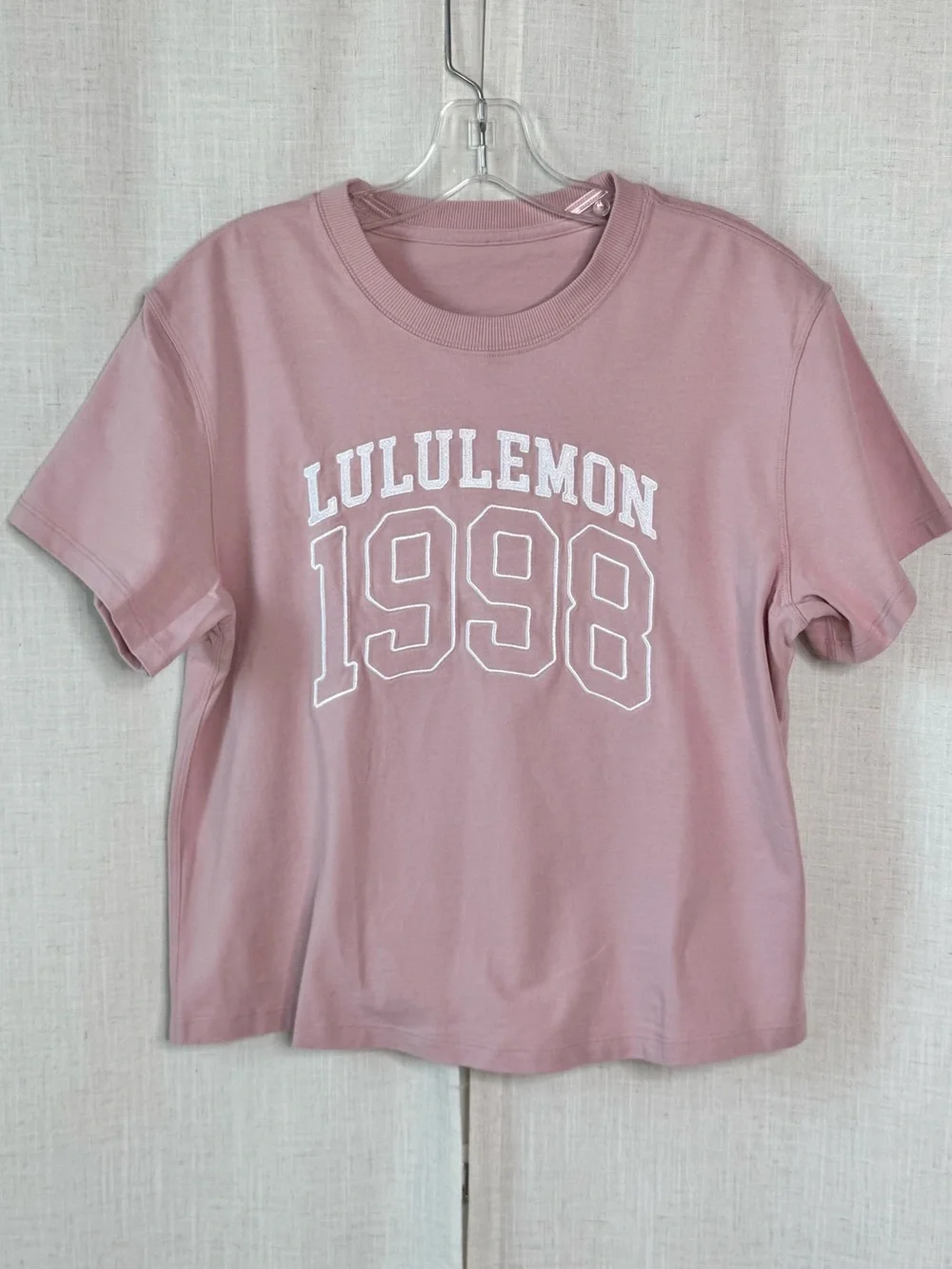 Lululemon Relaxed-Fit Cotton Jersey T-Shirt Graphic Pink Haze Size 8 NWOT